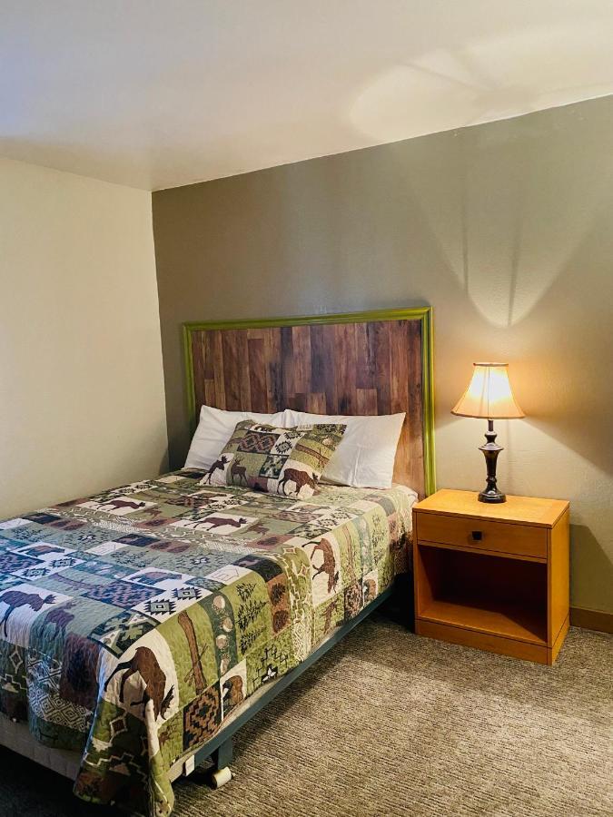 Moosehead Lodge Rangely 外观 照片