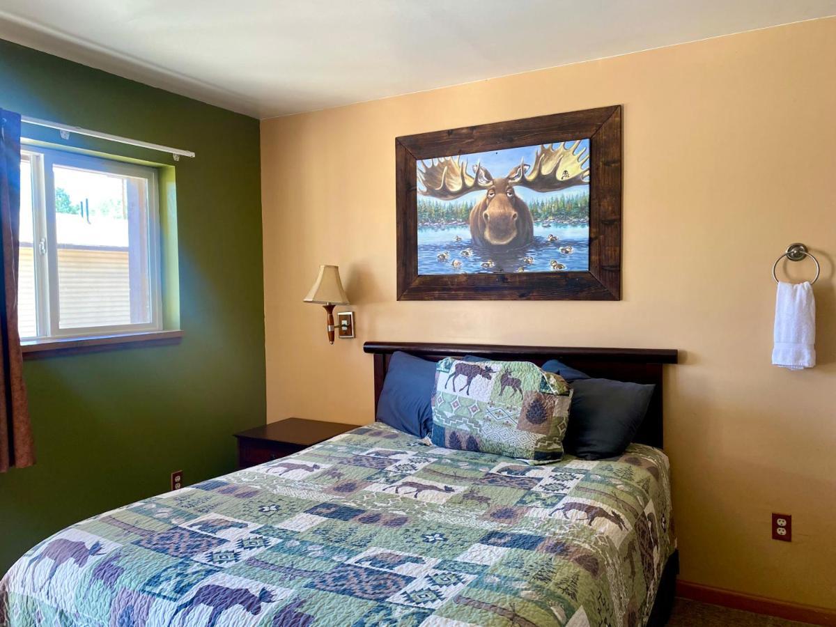 Moosehead Lodge Rangely 外观 照片