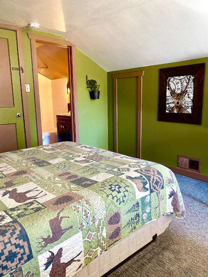 Moosehead Lodge Rangely 外观 照片